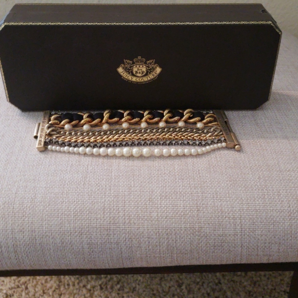Juicy Couture bracelet